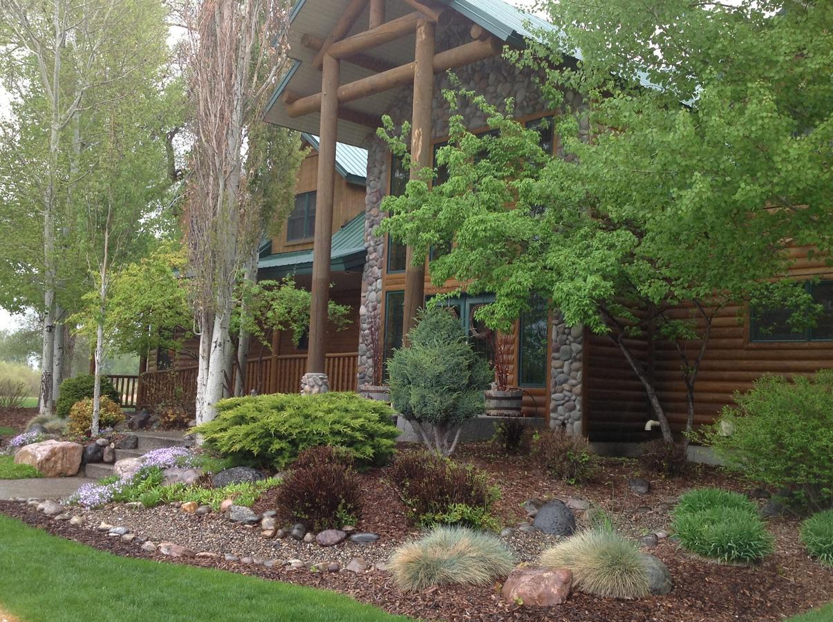 Blue Heron Inn Bed And Breakfast Rexburg Kültér fotó